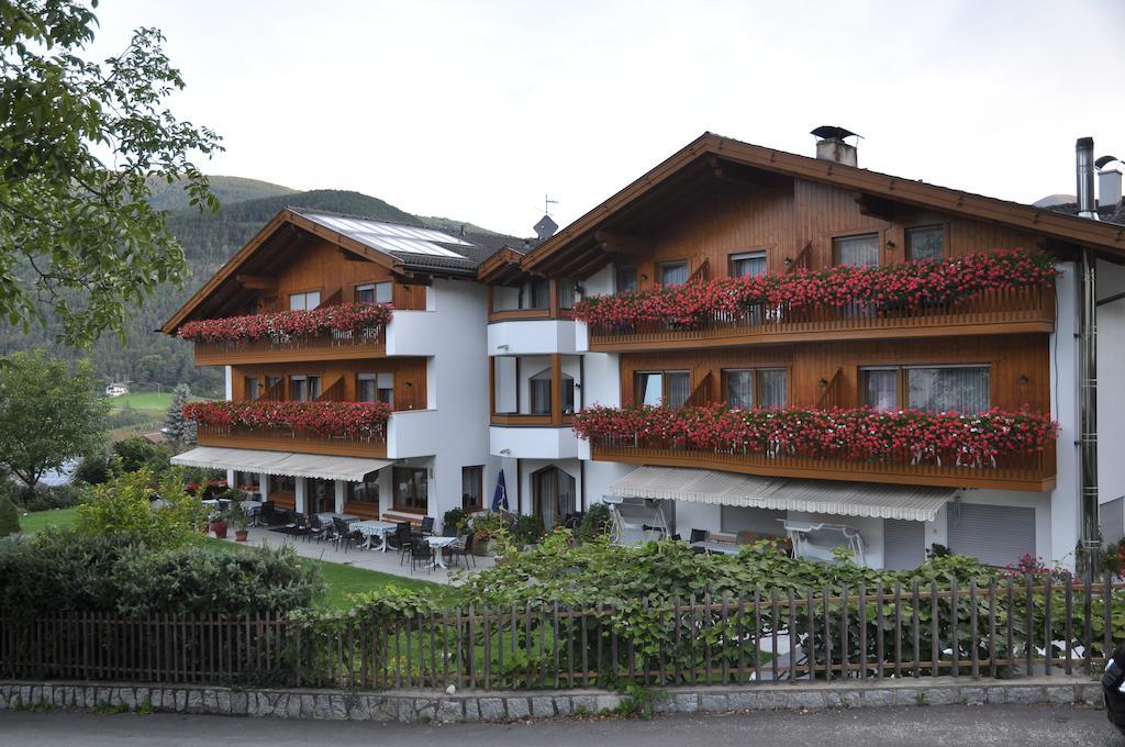 Hotel Waldheim Natz-Schabs Exterior foto